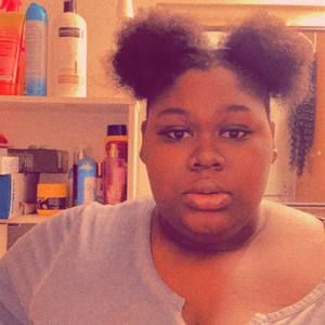 Meet your Posher, Layla